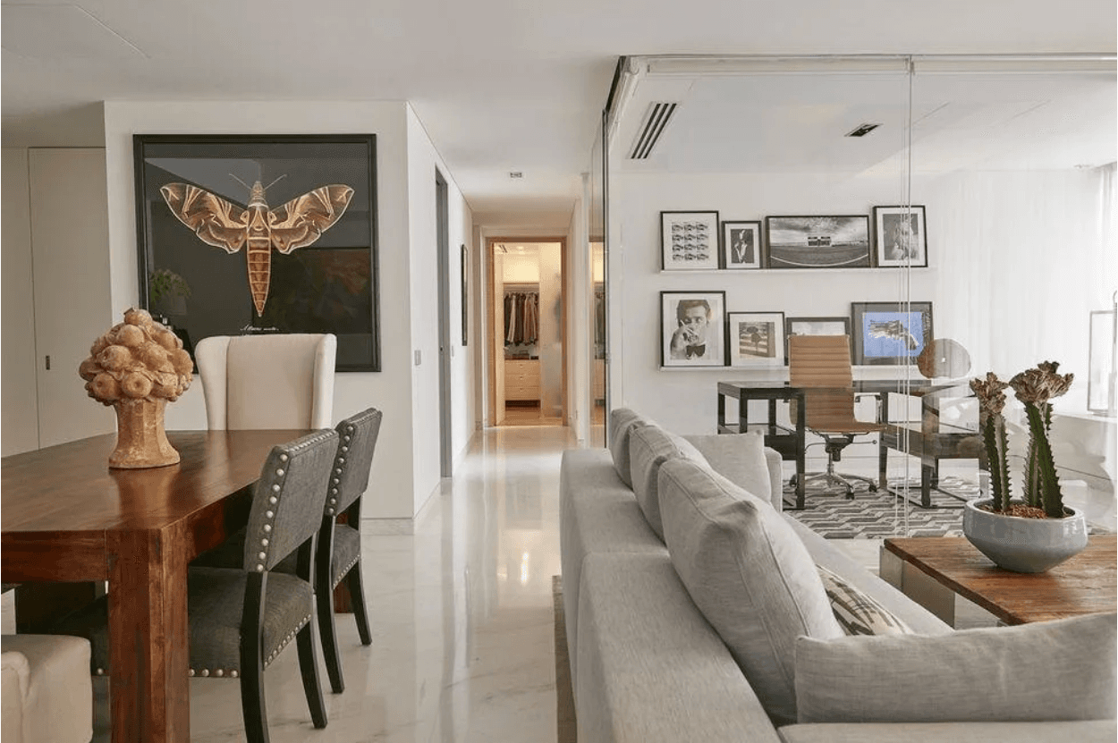 ELLE Australia article image of an open-plan Peter Sandel residence
