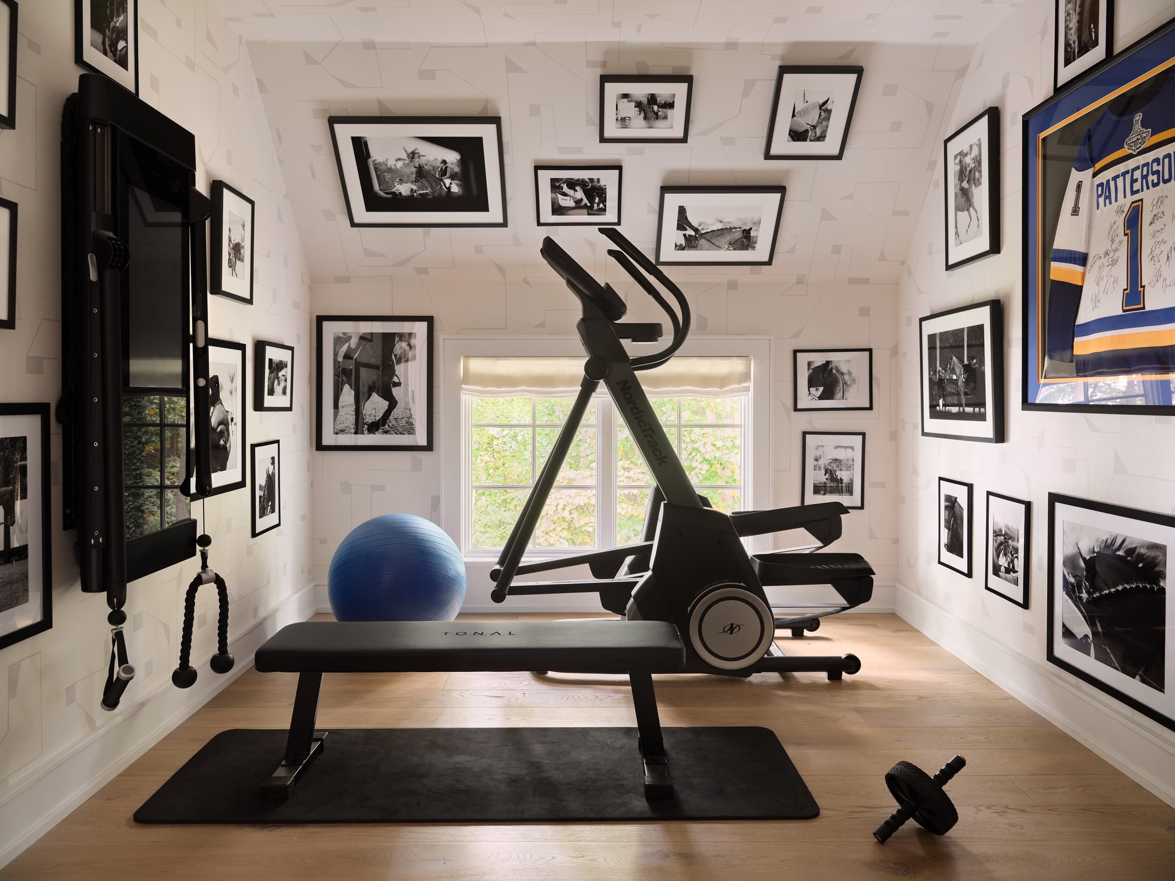 Head of the Harbor, Long Island, New York — interior view 16 by Peter Sandel Design